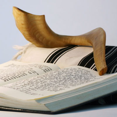 Shofar, Torah and tallit